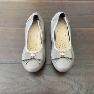 Geox Respira Women's Leather Gray Ballet Flats Ferragamo Buckle Size 8 U…